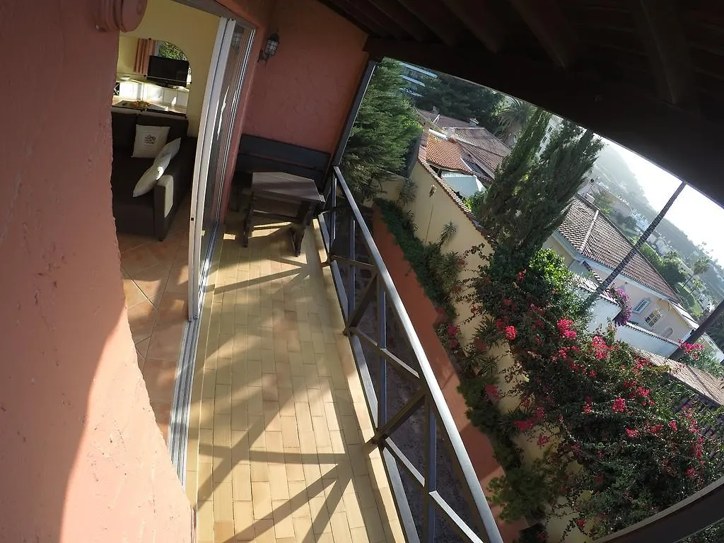 Villa Wolf House Puerto de la Cruz  Spanien